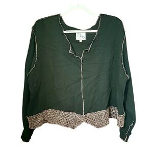 Xiao Lagenlook Art to Wear Top Size L